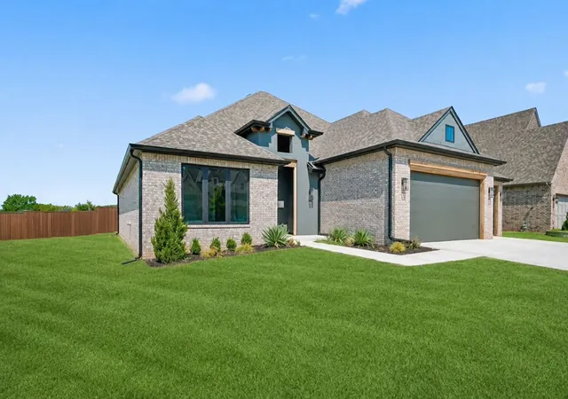 Photo 1 of Single family home for sale at 8732 S Quanah Ave, Tulsa, OK 74132 | MLS# 2607802 | Listing updated on 2026-09-02