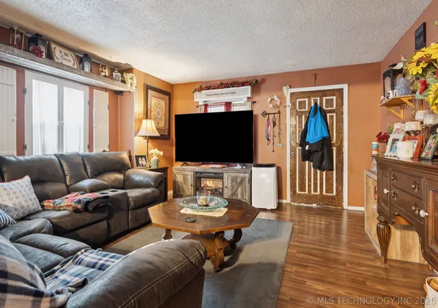 Photo 4 of Sale Pending at 1615 Baltimore Ave, Muskogee, OK 74403 | MLS# 2608121 | Listing updated on 2026-08-29