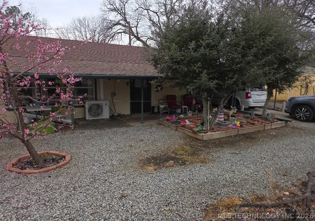 Photo 3 of Single family home for sale at 120290 South 4182, Eufaula, OK 74432 | MLS# 2608714 | Listing updated on 2026-09-10