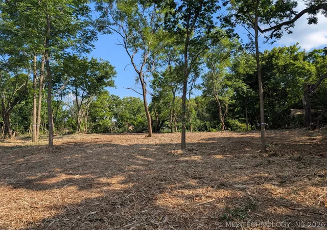 Land for sale at 608 E 9th Avenue, Bristow, OK 74010 | MLS# 2608868