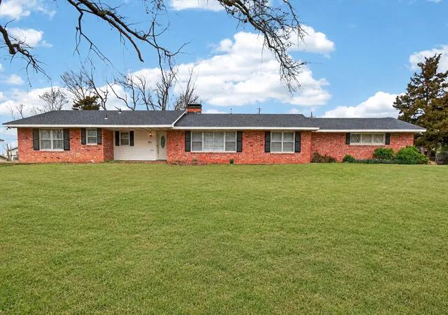 Photo 1 of Single family home for sale at 701 Winding Way, Bartlesville, OK 74006 | MLS# 2608707 | Listing updated on 2026-09-11
