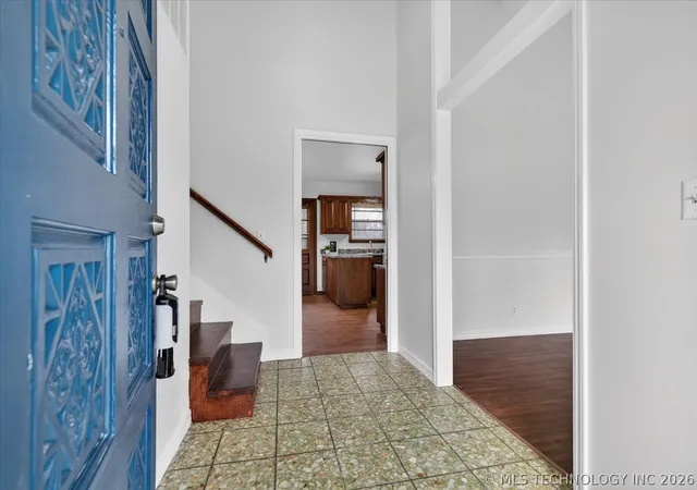 Photo 2 of Single family home for sale at 837 Winding Way, Bartlesville, OK 74006 | MLS# 2608696 | Listing updated on 2026-09-24