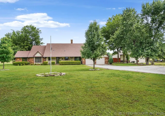 Photo 1 of Single family home for sale at 4152 W Oak St, Skiatook, OK 74070 | MLS# 2609248 | Listing updated on 2026-09-14