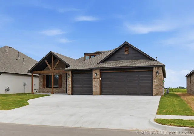 Photo 2 of Sale Pending at 10324 E 132nd Street S, Bixby, OK 74008 | MLS# 2609484 | Listing updated on 2026-09-08