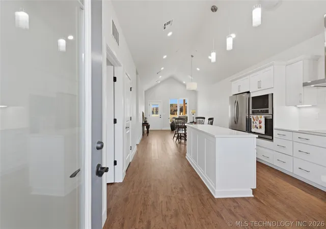 Photo 3 of Condo for sale at 7141 S Quincy Ave #29, Tulsa, OK 74136 | MLS# 2609579 | Listing updated on 2026-08-30