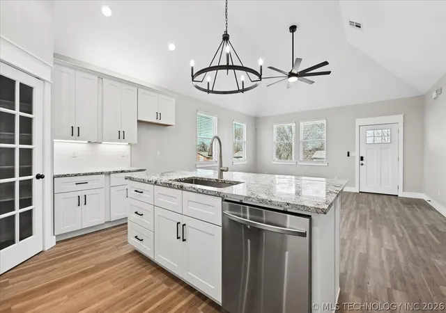Photo 4 of Single family home for sale at 1846 N Utica Ave, Tulsa, OK 74110 | MLS# 2609734 | Listing updated on 2026-09-14