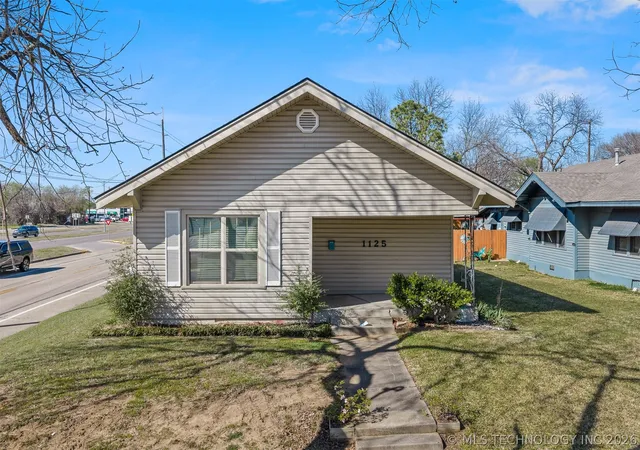 Photo 1 of Single family home for sale at 1125 Bixby, Ardmore, OK 73401 | MLS# 2610000 | Listing updated on 2026-08-29