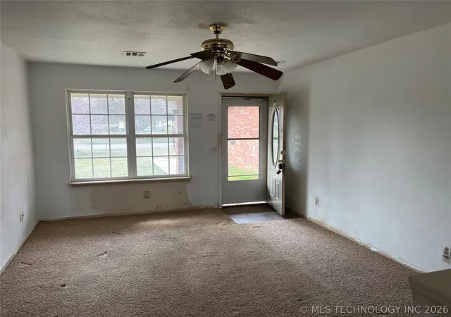 Photo 3 of Single family home for sale at 208 S Osage St, Beggs, OK 74421 | MLS# 2610215 | Listing updated on 2026-09-02