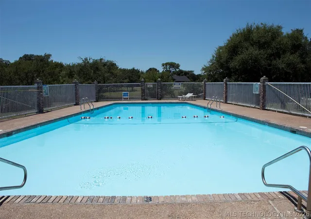 Photo 4 of Sale Pending at 1370 Oak Ridge Dr, Kingston, OK 73439 | MLS# 2610250 | Listing updated on 2026-09-08