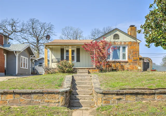 Photo 2 of Sale Pending at 1024 N Main St, Sand Springs, OK 74063 | MLS# 2610394 | Listing updated on 2026-09-03