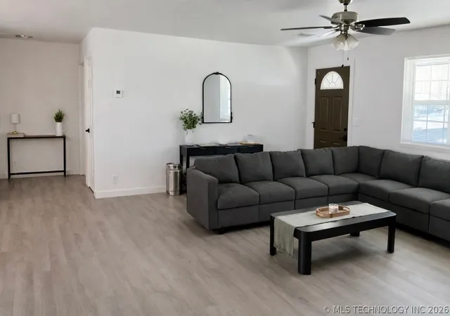 Photo 2 of Sale Pending at 8354 N Highway 82, Spavinaw, OK 74366 | MLS# 2610591 | Listing updated on 2026-09-06