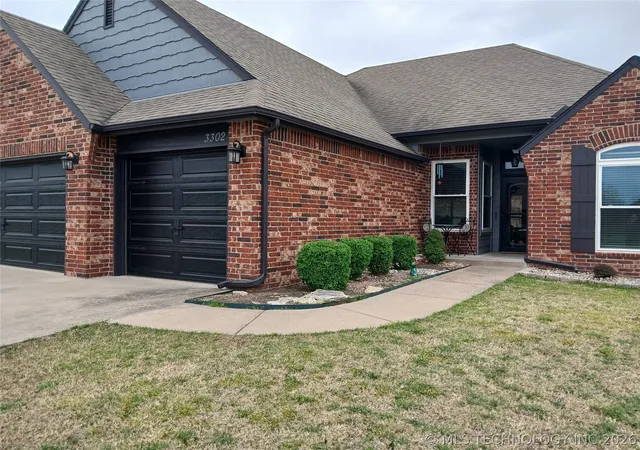 Photo 3 of Single family home for sale at 3302 S 208th Eastavenue, Broken Arrow, OK 74014 | MLS# 2610802 | Listing updated on 2026-09-14