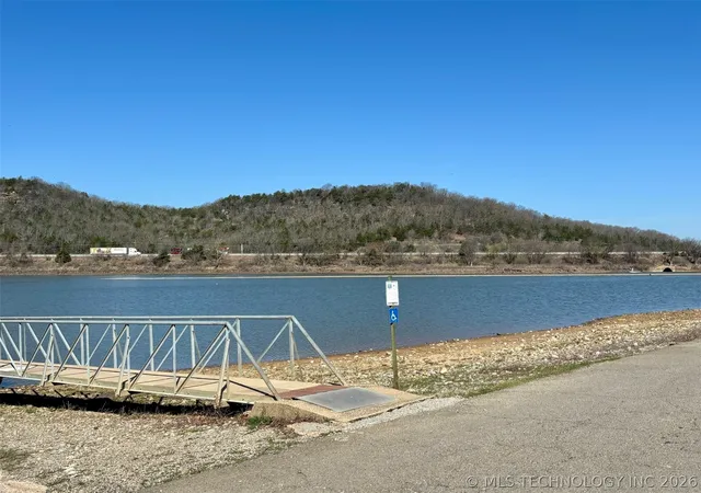 Photo 2 of Manufactured home for sale at 723 4th, Eufaula, OK 74432 | MLS# 2610700 | Listing updated on 2026-09-14