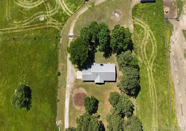 Photo 4 of Single family home for sale at 422502 E 1100 Road, Checotah, OK 74426 | MLS# 2611179 | Listing updated on 2026-08-29