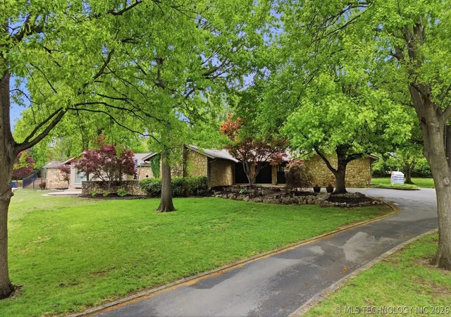 Photo 3 of Single family home for sale at 2499 E 49th Street, Tulsa, OK 74105 | MLS# 2610197 | Listing updated on 2026-09-03
