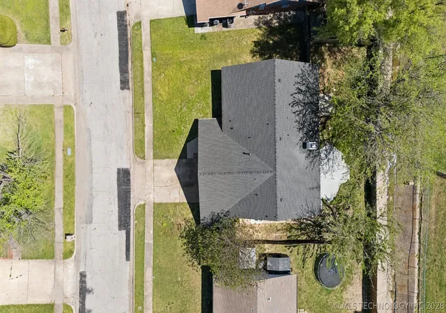 Photo 2 of Single family home for sale at 10134 E 25th Street, Tulsa, OK 74129 | MLS# 2611744 | Listing updated on 2026-09-02