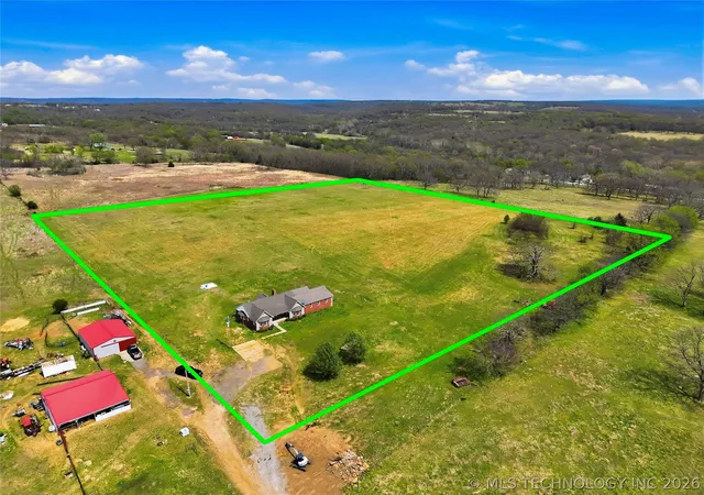 Photo 2 of Single family home for sale at 8770 W Gassaway, Hulbert, OK 74441 | MLS# 2611792 | Listing updated on 2026-09-04