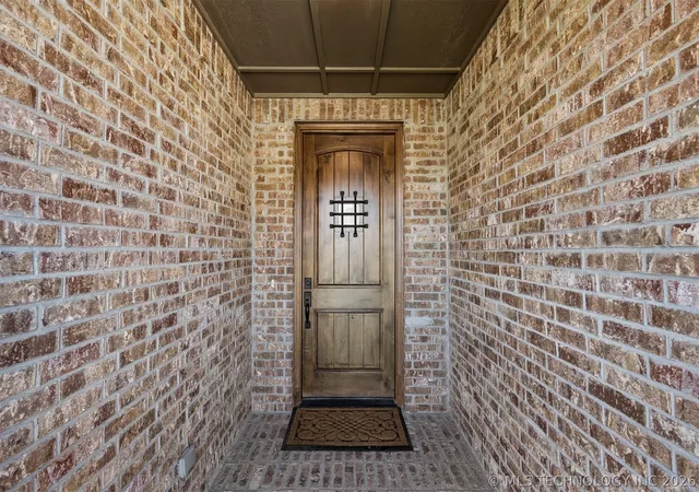 Photo 3 of Sale Pending at 11536 S Primrose St, Jenks, OK 74037 | MLS# 2611463 | Listing updated on 2026-09-14
