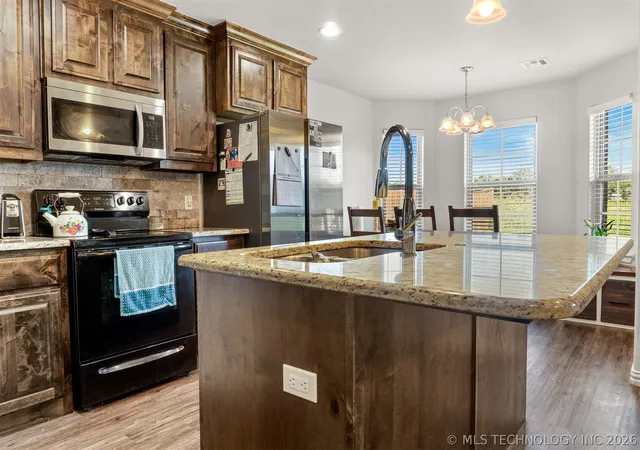 Photo 3 of Single family home for sale at 3400 Lazy, Durant, OK 74701 | MLS# 2611810 | Listing updated on 2026-09-02