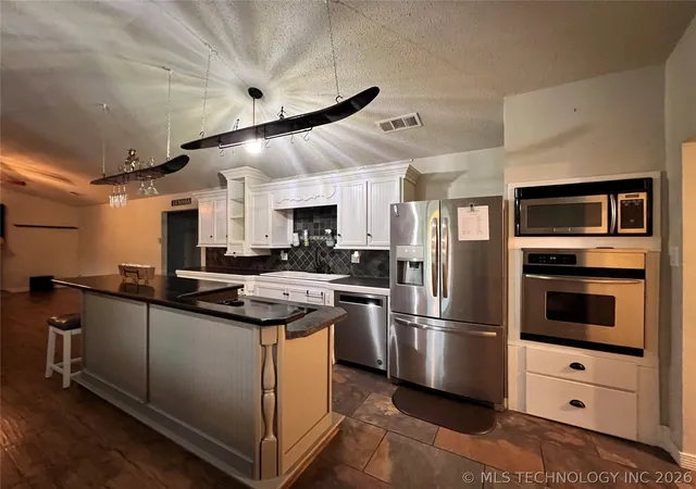 Photo 4 of Single family home for sale at 11782 Oak Ridge St, Kingston, OK 73439 | MLS# 2610508 | Listing updated on 2026-09-08