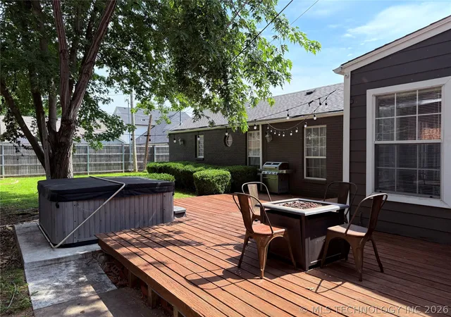 Photo 2 of Single family home for sale at 957 E 37th Street, Tulsa, OK 74105 | MLS# 2611935 | Listing updated on 2026-09-12