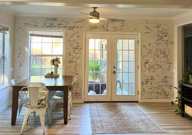Photo 4 of Single family home for sale at 957 E 37th Street, Tulsa, OK 74105 | MLS# 2611935 | Listing updated on 2026-09-12