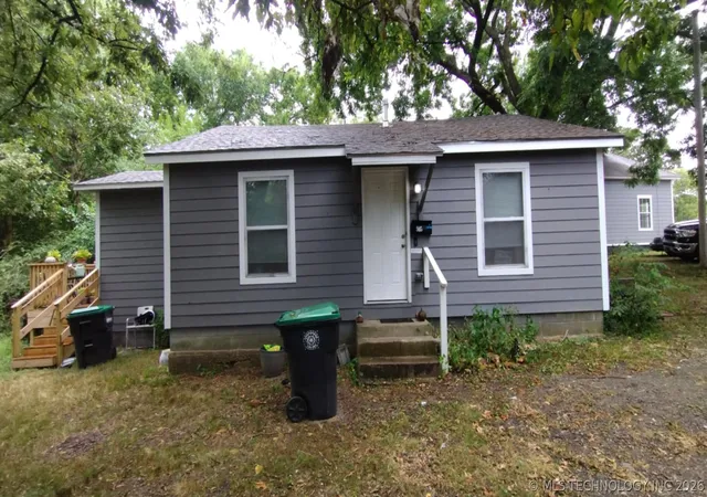 Photo 1 of Sale Pending at 303 S Bluff, Tahlequah, OK 74464 | MLS# 2611989 | Listing updated on 2026-09-04