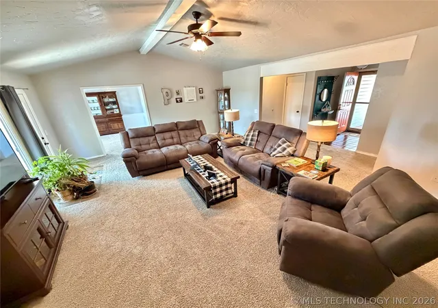 Photo 2 of Sale Pending at 1807 Sw 4th Street, Wagoner, OK 74467 | MLS# 2611944 | Listing updated on 2026-09-03