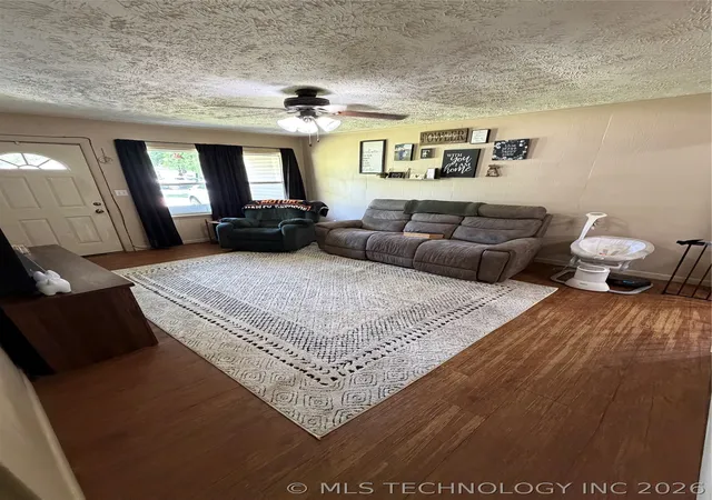 Photo 3 of Single family home for sale at 16 S Indianola St, Pryor, OK 74361 | MLS# 2612433 | Listing updated on 2026-09-14