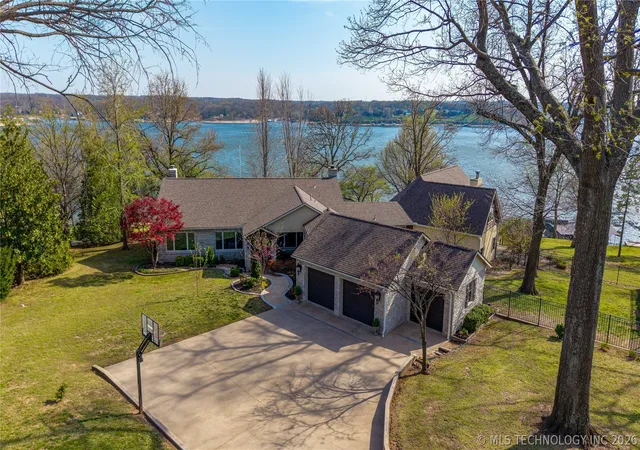 Photo 4 of Single family home for sale at 1446 Rockie, Grove, OK 74344 | MLS# 2612223 | Listing updated on 2026-09-04