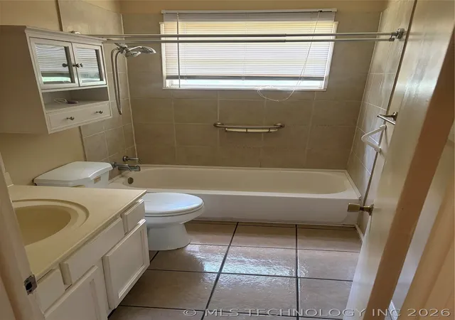 Photo 3 of Sale Pending at 228 E Oklahoma Pl, Tulsa, OK 74106 | MLS# 2612569 | Listing updated on 2026-09-05