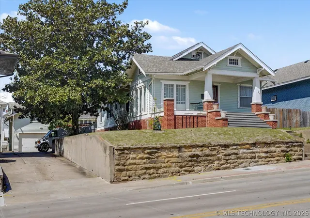 Photo 2 of Sale Pending at 1606 S Denver Ave, Tulsa, OK 74119 | MLS# 2612661 | Listing updated on 2026-09-14