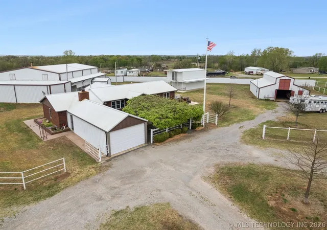 Photo 1 of Single family home for sale at 734 E Harrison Rd, Bristow, OK 74010 | MLS# 2612995 | Listing updated on 2026-08-31