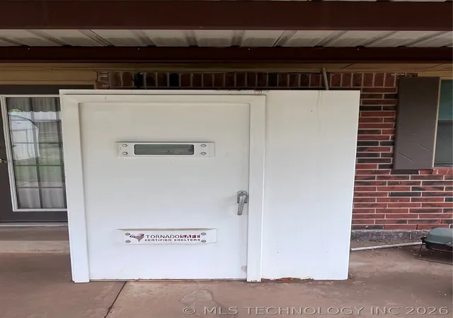 Photo 4 of Single family home for sale at 9710 NE 4th Street, Oklahoma City, OK 73130 | MLS# 2612519 | Listing updated on 2026-09-24