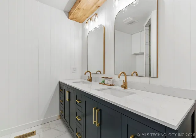 Photo 4 of Single family home for sale at 750 W 97th Place S, Jenks, OK 74037 | MLS# 2613644 | Listing updated on 2026-09-14