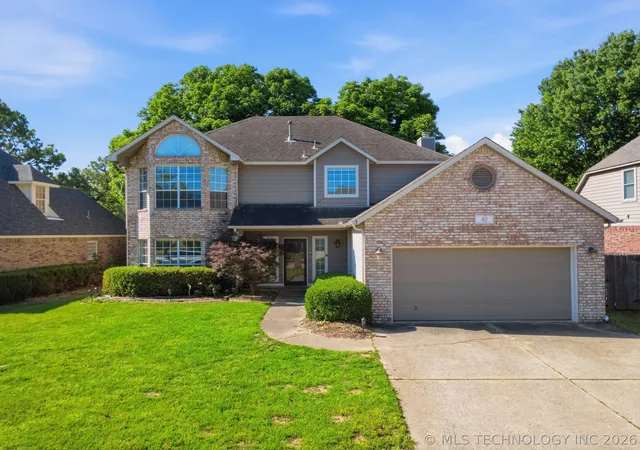 Photo 1 of Sale Pending at 411 W Union Pl, Broken Arrow, OK 74011 | MLS# 2613711 | Listing updated on 2026-09-03