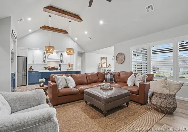 Photo 5 of Single family home for sale at 18977 E Ridgeline Rd, Catoosa, OK 74015 | MLS# 2613744 | Listing updated on 2026-08-29