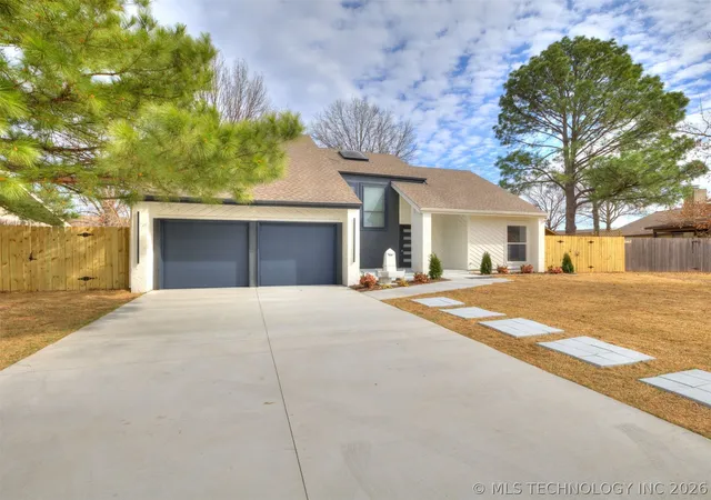 Photo 3 of Single family home for sale at 8408 E 64th Place, Tulsa, OK 74133 | MLS# 2614011 | Listing updated on 2026-08-31