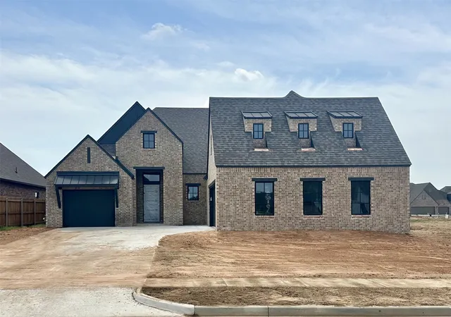 Photo 1 of Single family home for sale at 2619 W S Park Pl, Broken Arrow, OK 74011 | MLS# 2614160 | Listing updated on 2026-09-09