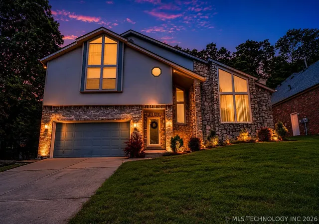 Photo 1 of Single family home for sale at 7007 S Sandusky Ave, Tulsa, OK 74136 | MLS# 2612713 | Listing updated on 2026-09-11
