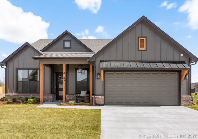 Photo 2 of Single family home for sale at 16185 S 89th Avenue E, Bixby, OK 74008 | MLS# 2614618 | Listing updated on 2026-09-08