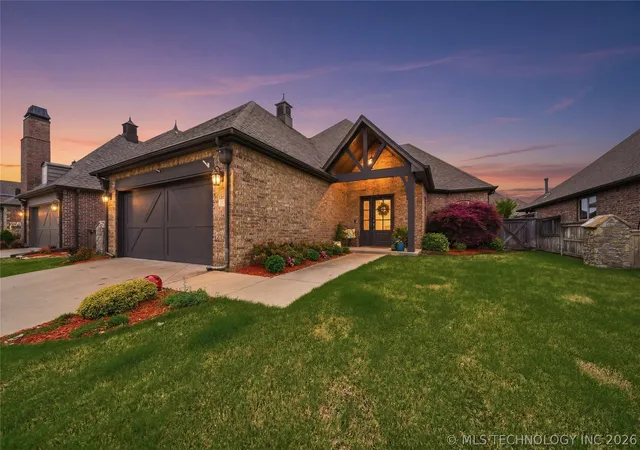 Photo 1 of Single family home for sale at 14502 S Vandalia Ave, Bixby, OK 74008 | MLS# 2614615 | Listing updated on 2026-09-04