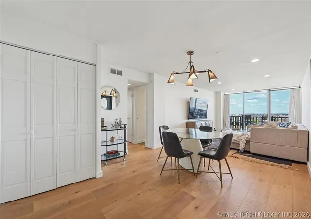 Photo 3 of Sale Pending at 1502 S Boulder Ave #17M, Tulsa, OK 74119 | MLS# 2614748 | Listing updated on 2026-09-04