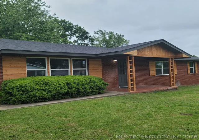 Photo 2 of Single family home for sale at 4410 Denison St S, Muskogee, OK 74401 | MLS# 2614805 | Listing updated on 2026-09-14