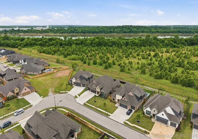 Photo 2 of Single family home for sale at 12522 S Darlington Ave, Bixby, OK 74008 | MLS# 2614992 | Listing updated on 2026-09-07