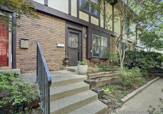 Photo 2 of Condo for sale at 209 W 17th Street #209D, Tulsa, OK 74119 | MLS# 2614745 | Listing updated on 2026-09-04