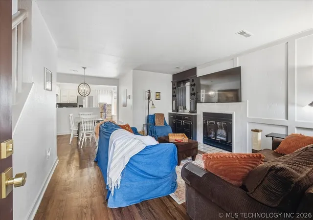 Photo 2 of Condo for sale at 209 W 17th Street #209D, Tulsa, OK 74119 | MLS# 2614745 | Listing updated on 2026-09-04