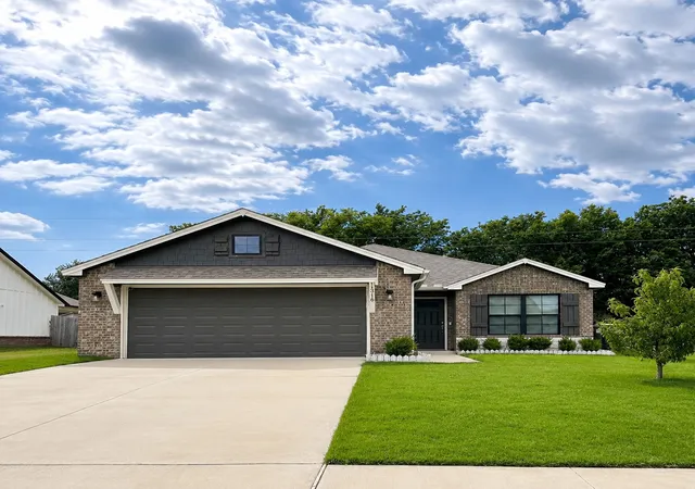 Photo 1 of Single family home for sale at 13916 S Quincy St, Glenpool, OK 74033 | MLS# 2615198 | Listing updated on 2026-09-09