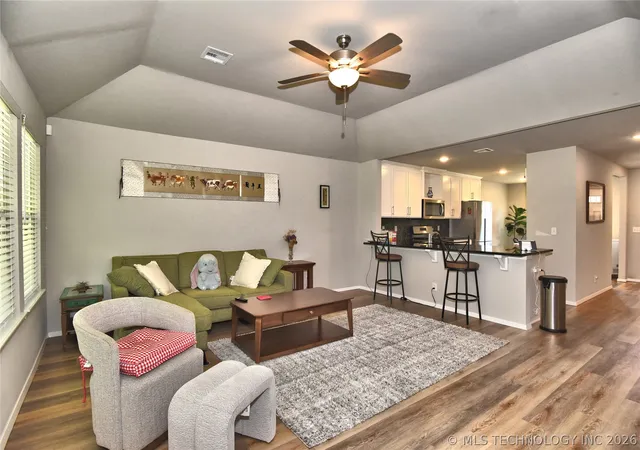 Photo 2 of Single family home for sale at 13916 S Quincy St, Glenpool, OK 74033 | MLS# 2615198 | Listing updated on 2026-09-09