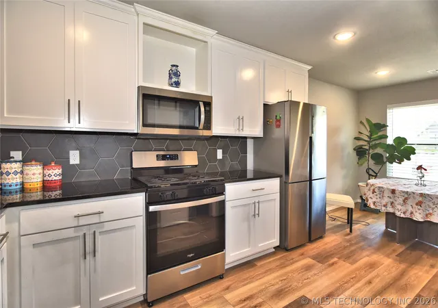 Photo 3 of Single family home for sale at 13916 S Quincy St, Glenpool, OK 74033 | MLS# 2615198 | Listing updated on 2026-09-09